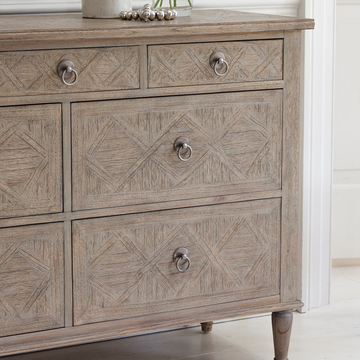 Mindi Parquet 7-drawer Chest