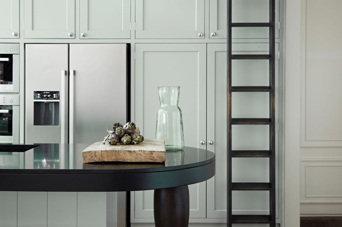 Frost Zoffany Paint